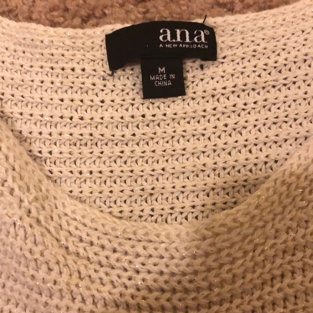 Sweater - Picture 3 of 3